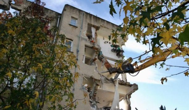 Raporti i KLSH 2 muaj para termetit: Ndertesat e reja me standarde anti-termet te ’89